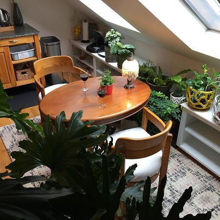 Urban Oasis In Hope Village Providence Bagian luar foto