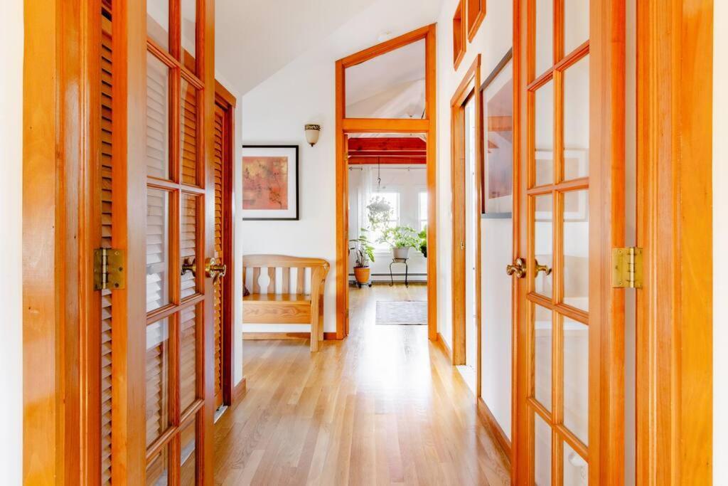 Urban Oasis In Hope Village Providence Bagian luar foto